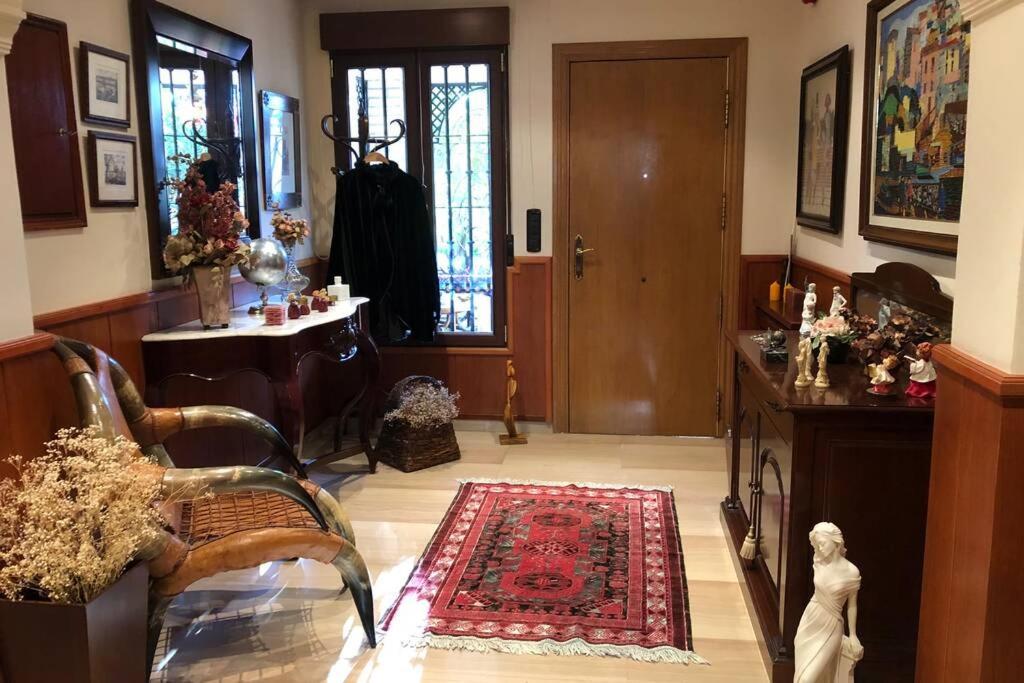 Casa En Granada Con Hermoso Jardin, Parking Calle 外观 照片
