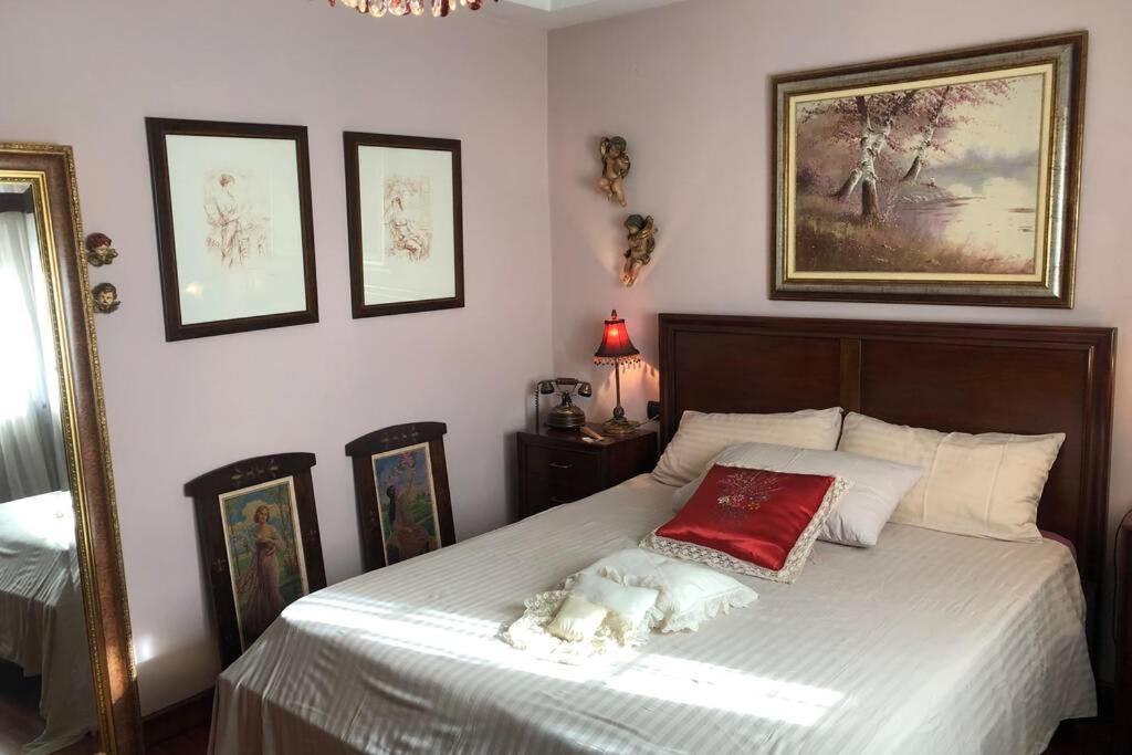 Casa En Granada Con Hermoso Jardin, Parking Calle 外观 照片